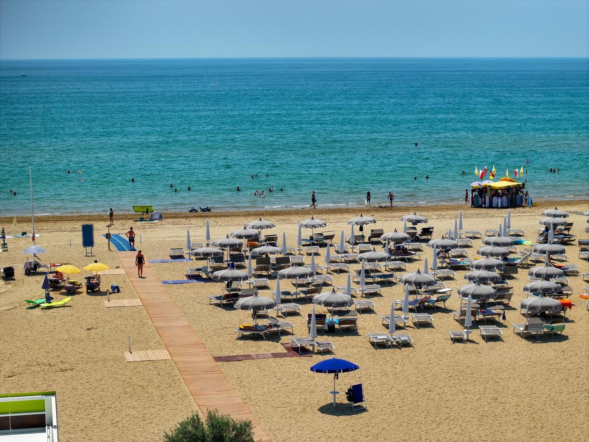 Il Tridente Hotel Bibione Exteriér fotografie