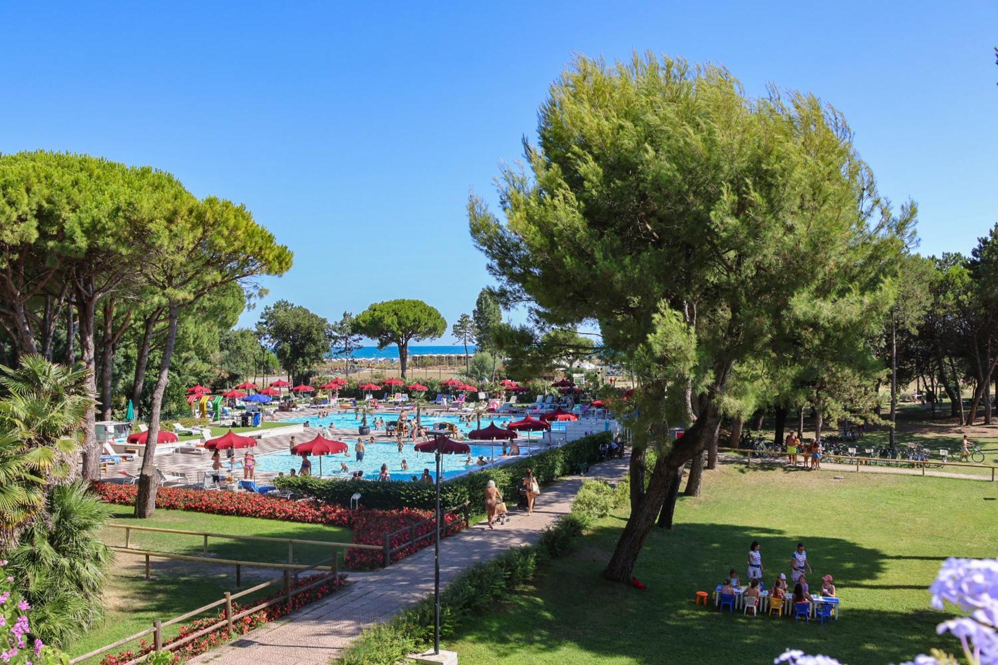 Il Tridente Hotel Bibione Exteriér fotografie